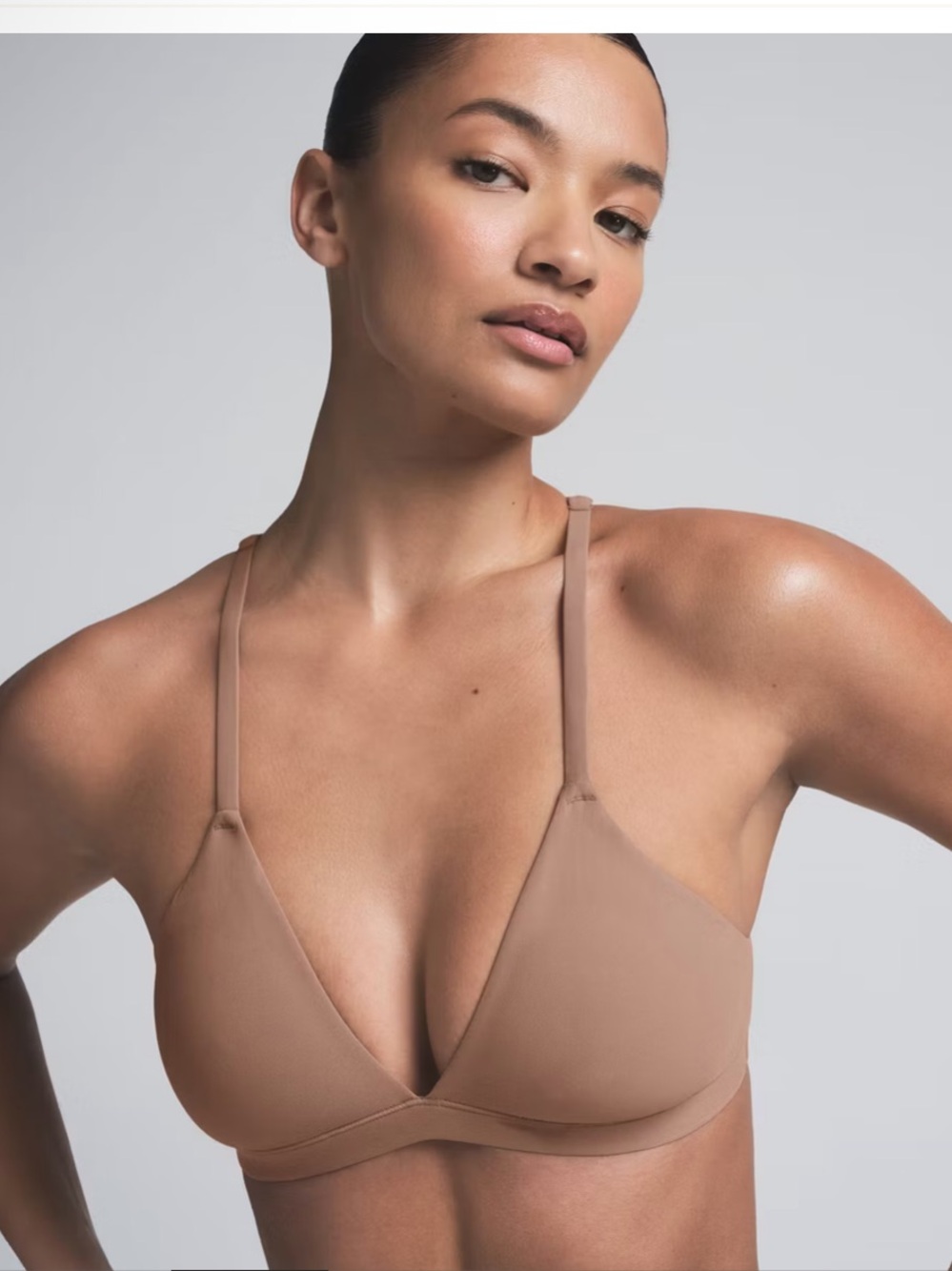 SKIMS Triangle Front Close Super Push-up Bra